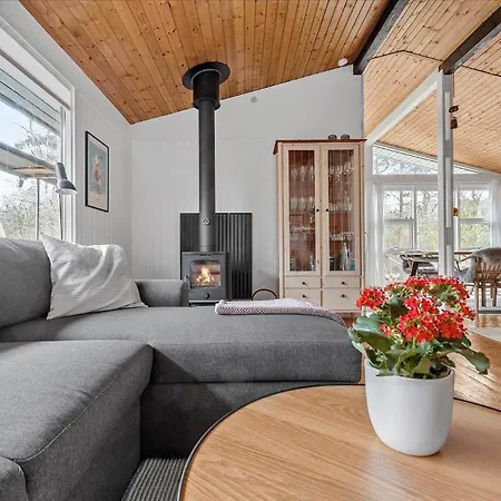 8226-knebel-apollovej-27 別荘 *